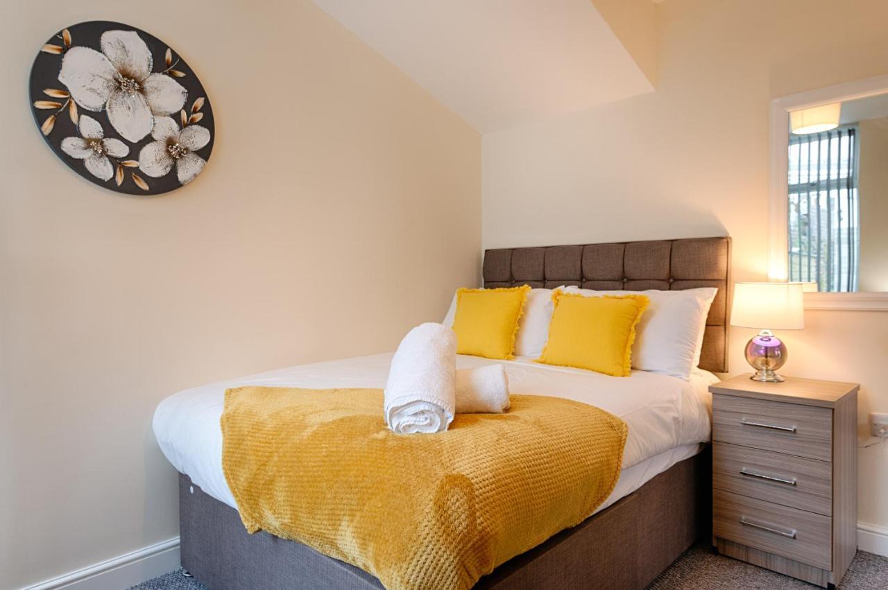 Eaton House 2 - Tv In Every Bedroom! Swansea Exterior photo