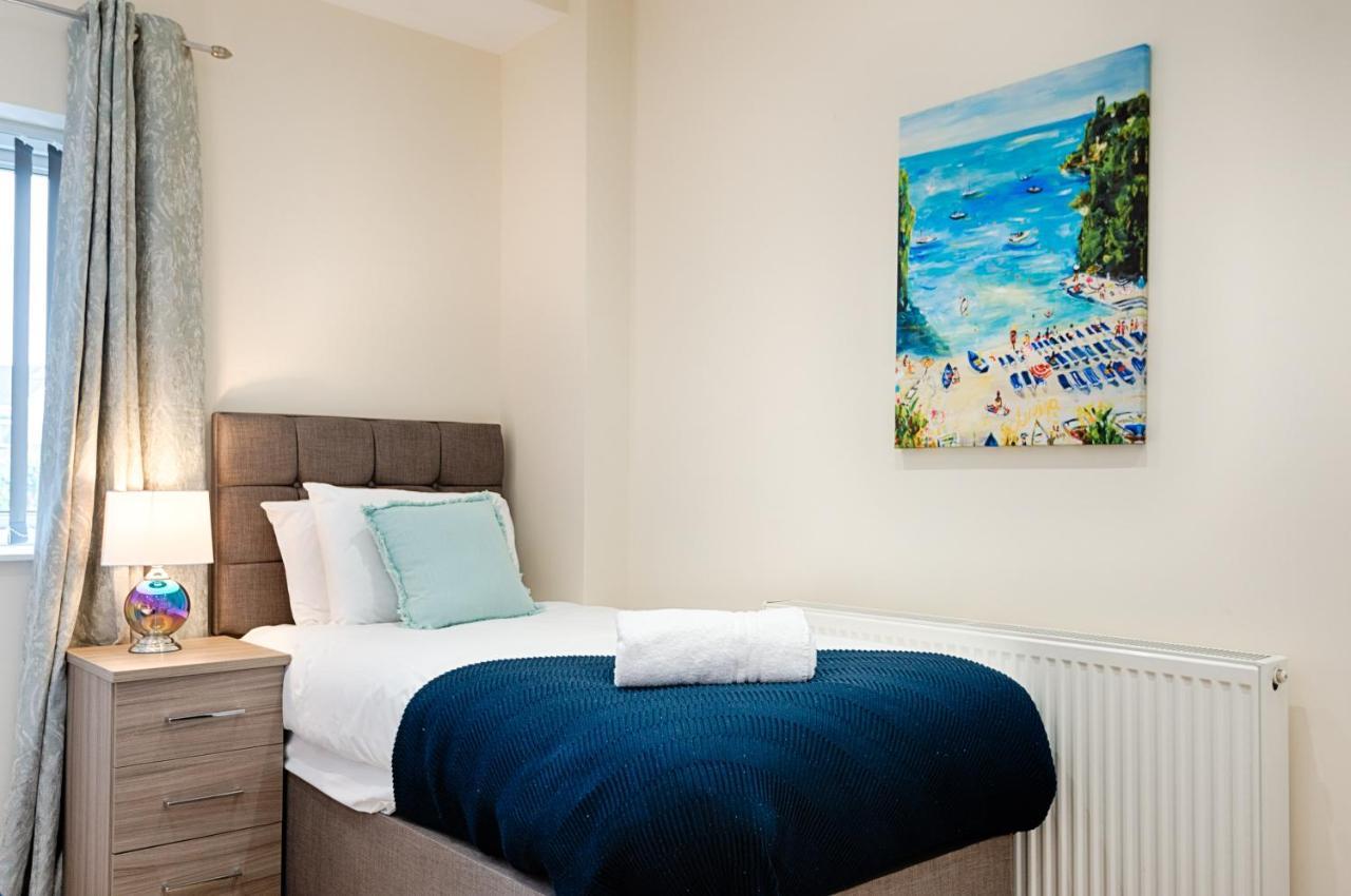 Eaton House 2 - Tv In Every Bedroom! Swansea Exterior photo