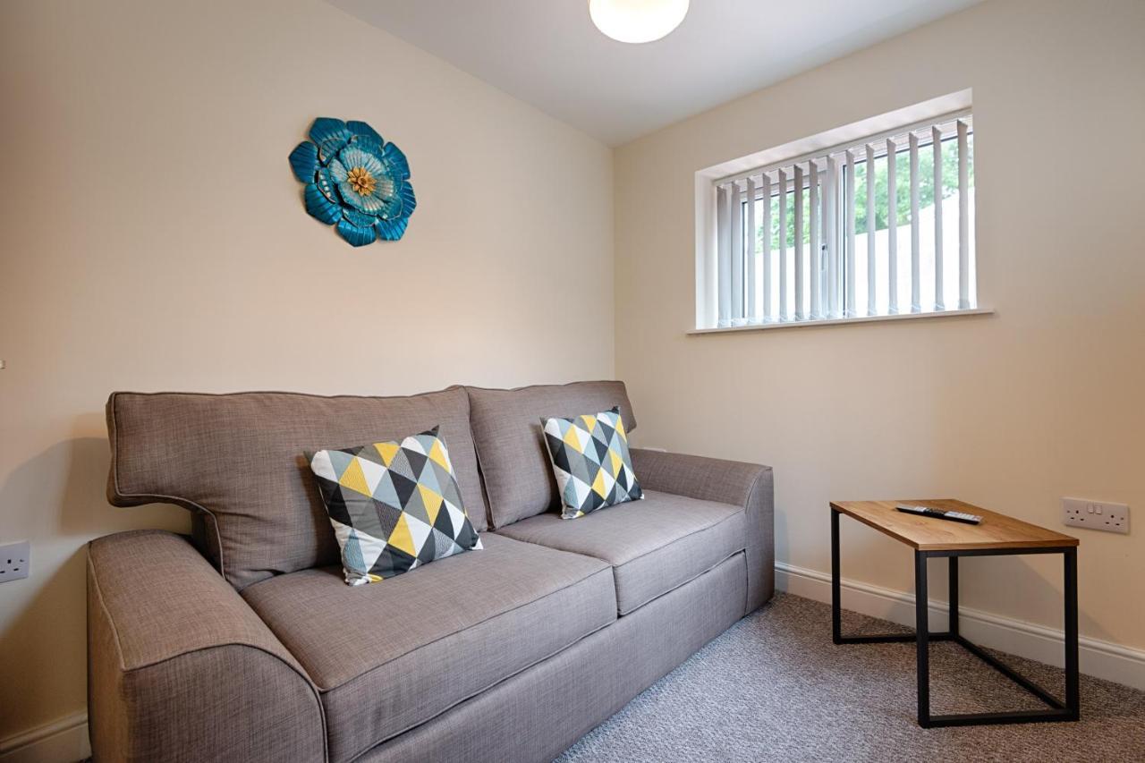 Eaton House 2 - Tv In Every Bedroom! Swansea Exterior photo