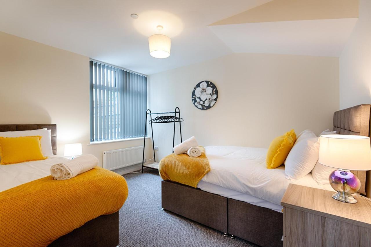 Eaton House 2 - Tv In Every Bedroom! Swansea Exterior photo